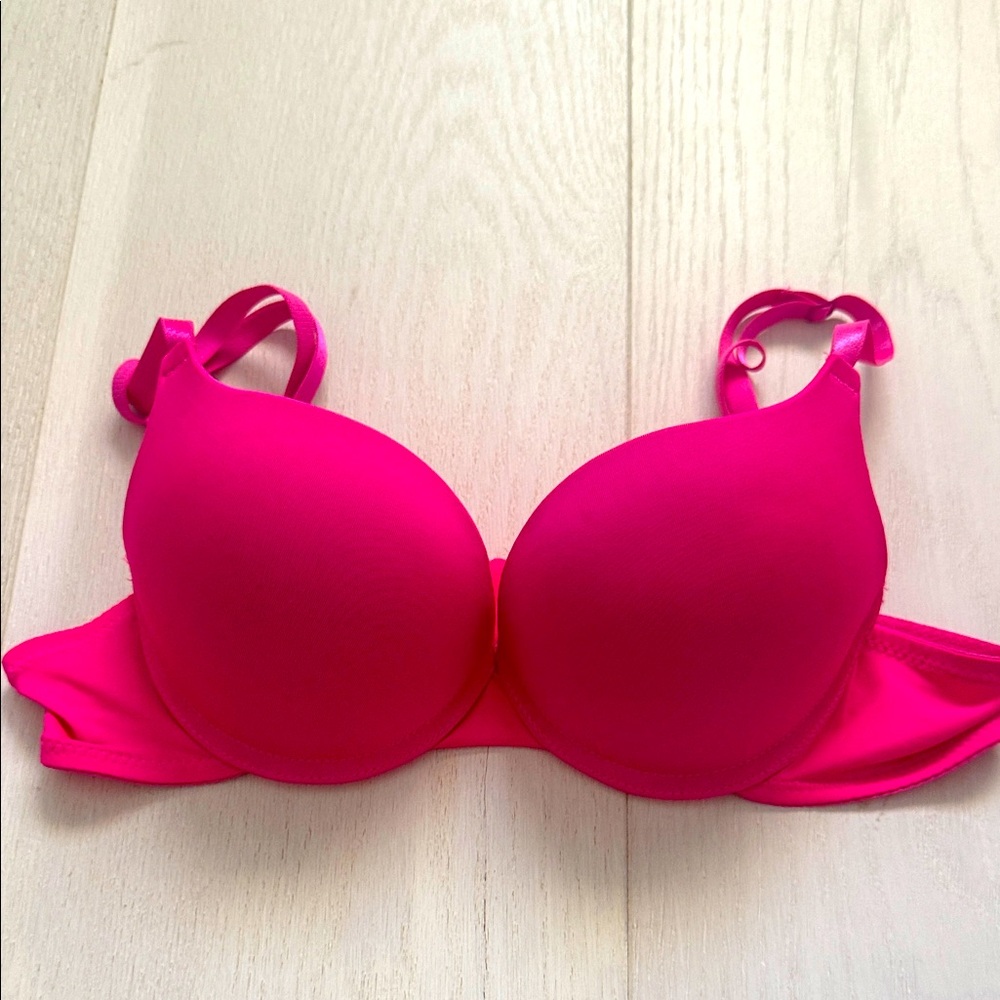 Hot Kiss Pink T-Shirt Bra with Seamless Cups